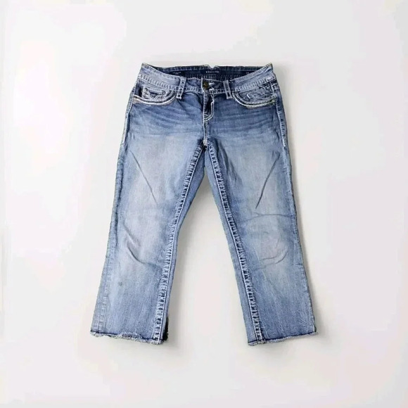 VIGOSS Capri Women Size 7/8 Blue The Dallas Capri Stretch Distressed - Picture 1 of 10